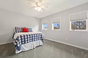 2210 E 9th Pl, Hobart, IN 46342 - Photo 26