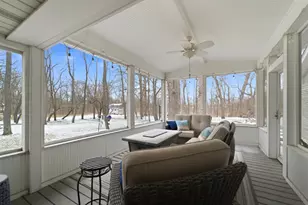 2210 E 9th Pl, Hobart, IN 46342 - Photo 18