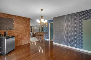 2445 Woodlane Dr, Merrillville, IN 46410 - Photo 6