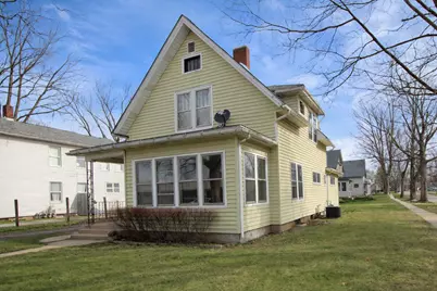 1011 Jackson Street, La Porte, IN 46350 - Photo 2