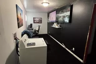 2154 Whitcomb St, Gary, IN 46404 - Photo 4