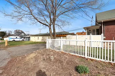 112 S Indiana Street, Hobart, IN 46342 - Photo 6