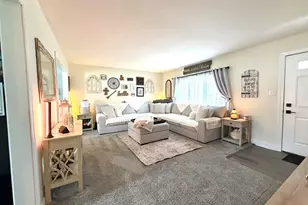 5465 Redwood Ave, Portage, IN 46368 - Photo 4