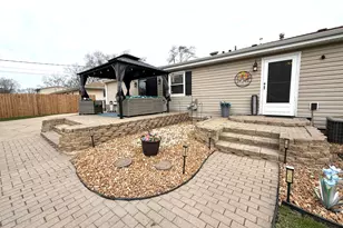 5465 Redwood Ave, Portage, IN 46368 - Photo 38