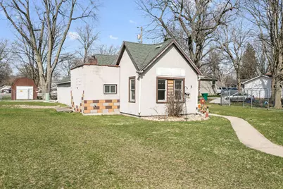 358 W Main Street, Westville, IN 46391 - Photo 2