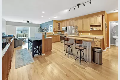 8709 Lake Hills Drive, Saint John, IN 46373 - Photo 4