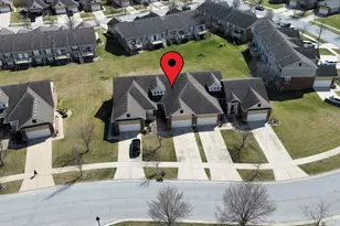 8709 Lake Hills Dr, Saint John, IN 46373 - Photo 2