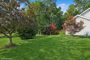 376 Tremont Ct, Valparaiso, IN 46385 - Photo 24