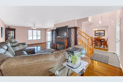 250 W 128th Place, Crown Point, IN 46307 - Photo 2