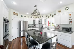 10078 N Halstead Dr, La Porte, IN 46350 - Photo 8