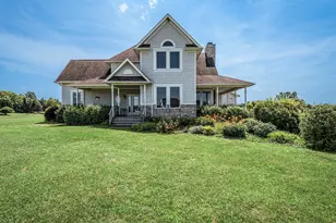 10078 N Halstead Dr, La Porte, IN 46350 - Photo 2