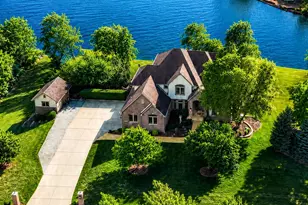 84 Liberty Lakes Dr, Valparaiso, IN 46385 - Photo 1