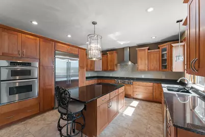 84 Liberty Lakes Drive, Valparaiso, IN 46385 - Photo 6