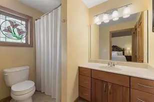 84 Liberty Lakes Dr, Valparaiso, IN 46385 - Photo 10