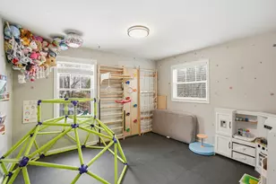 512 W South St, Crown Point, IN 46307 - Photo 12