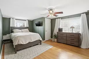 512 W South St, Crown Point, IN 46307 - Photo 18