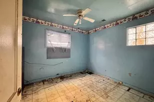 2301 E 20th Ave, Gary, IN 46407 - Photo 4