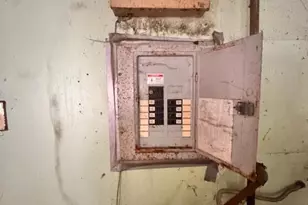 2301 E 20th Ave, Gary, IN 46407 - Photo 10