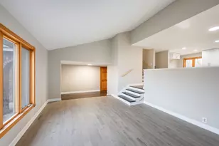 4710 Oaklane Dr, Griffith, IN 46319 - Photo 4