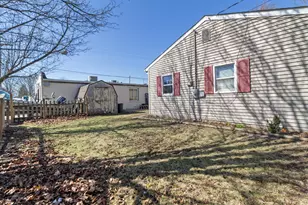 825 N Sherman St, Crown Point, IN 46307 - Photo 20