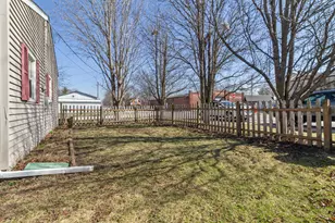 825 N Sherman St, Crown Point, IN 46307 - Photo 18