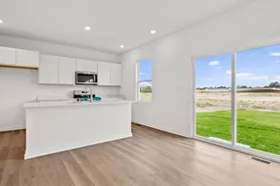 212 Cressmoor Blvd, Hobart, IN 46342 - Photo 14