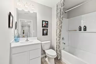 244 Cressmoor Blvd, Hobart, IN 46342 - Photo 10