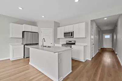 139 Cressmoor Boulevard, Hobart, IN 46342 - Photo 2