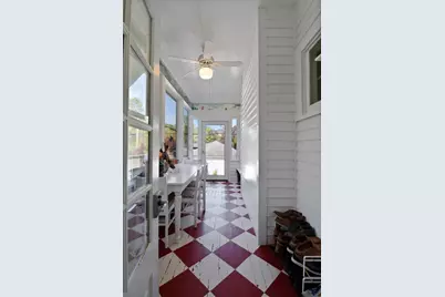 404 Washington Street, Valparaiso, IN 46383 - Photo 26