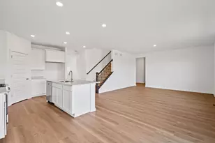 7653 W 106th Pl, Crown Point, IN 46307 - Photo 28