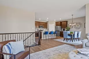 7635 W 106th Pl, Crown Point, IN 46307 - Photo 6