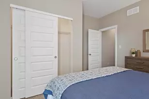 7635 W 106th Pl, Crown Point, IN 46307 - Photo 16