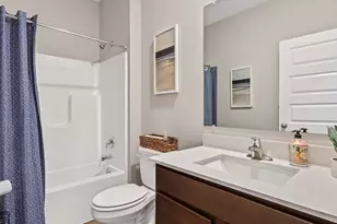 7635 W 106th Pl, Crown Point, IN 46307 - Photo 18