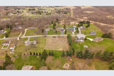 427 Rolling Meadow Drive, Valparaiso, IN 46385 - Photo 8