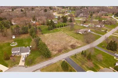 427 Rolling Meadow Drive, Valparaiso, IN 46385 - Photo 4