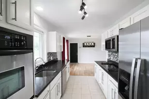 108 Meadowlark Ln, La Porte, IN 46350 - Photo 8