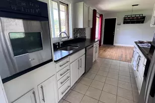 108 Meadowlark Ln, La Porte, IN 46350 - Photo 6