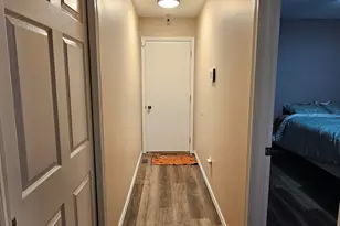 9991 Hunters Run, Saint John, IN 46373 - Photo 6