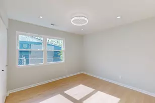 4252 W 21st Ave, Gary, IN 46404 - Photo 16