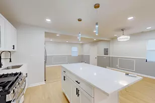 4252 W 21st Ave, Gary, IN 46404 - Photo 12