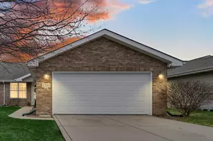 1205 W 84th Ln, Merrillville, IN 46410 - Photo 2