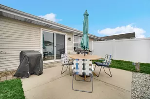 1205 W 84th Ln, Merrillville, IN 46410 - Photo 18