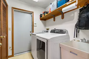 218 Woodsview St, Michigan City, IN 46360 - Photo 20