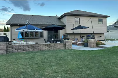 10446 W Magoun Drive, Saint John, IN 46373 - Photo 2