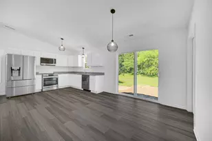 301 Malvern Rd, Kingsford Heights, IN 46346 - Photo 6