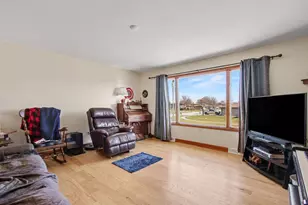 12632 Patnoe Dr, Saint John, IN 46373 - Photo 8