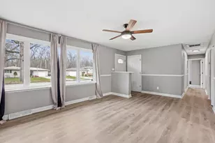 5035 Roosevelt Pl, Gary, IN 46408 - Photo 4