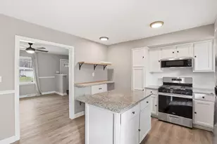 5035 Roosevelt Pl, Gary, IN 46408 - Photo 12