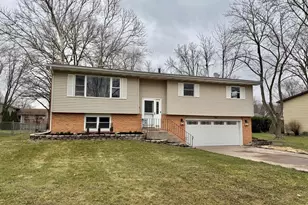 3063 Parkwood Pl, Crown Point, IN 46307 - Photo 1