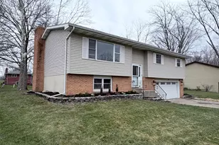 3063 Parkwood Pl, Crown Point, IN 46307 - Photo 2